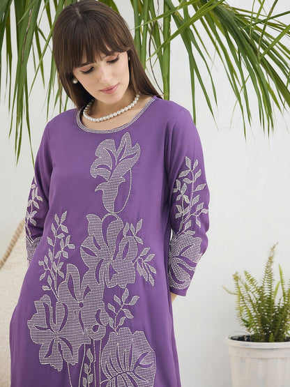 Dhiyona IE Floral Embroidered Round Neck Tunic & Trousers