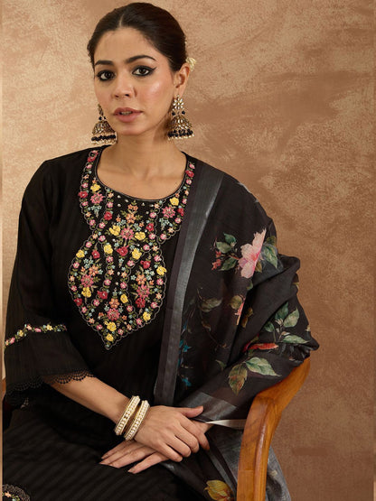 Women Floral Embroidered Pure Cotton Kurta with Trousers & Dupatta