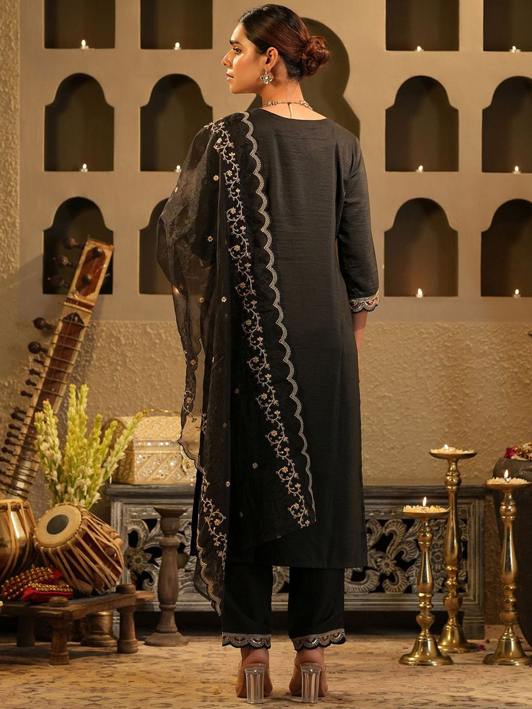 Dhiyona IE Women's Ethnic Motifs Embroidered Kurta With Trousers & Dupatta