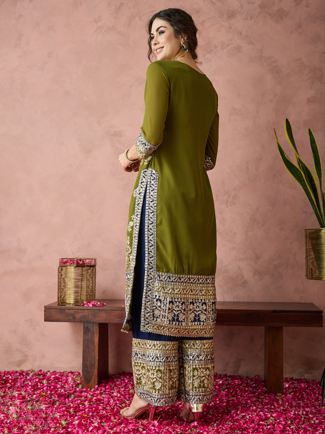 Dhiyona RV Women's Faux Georgette Fabric Zari Embroidery Kurtaset With Dupatta