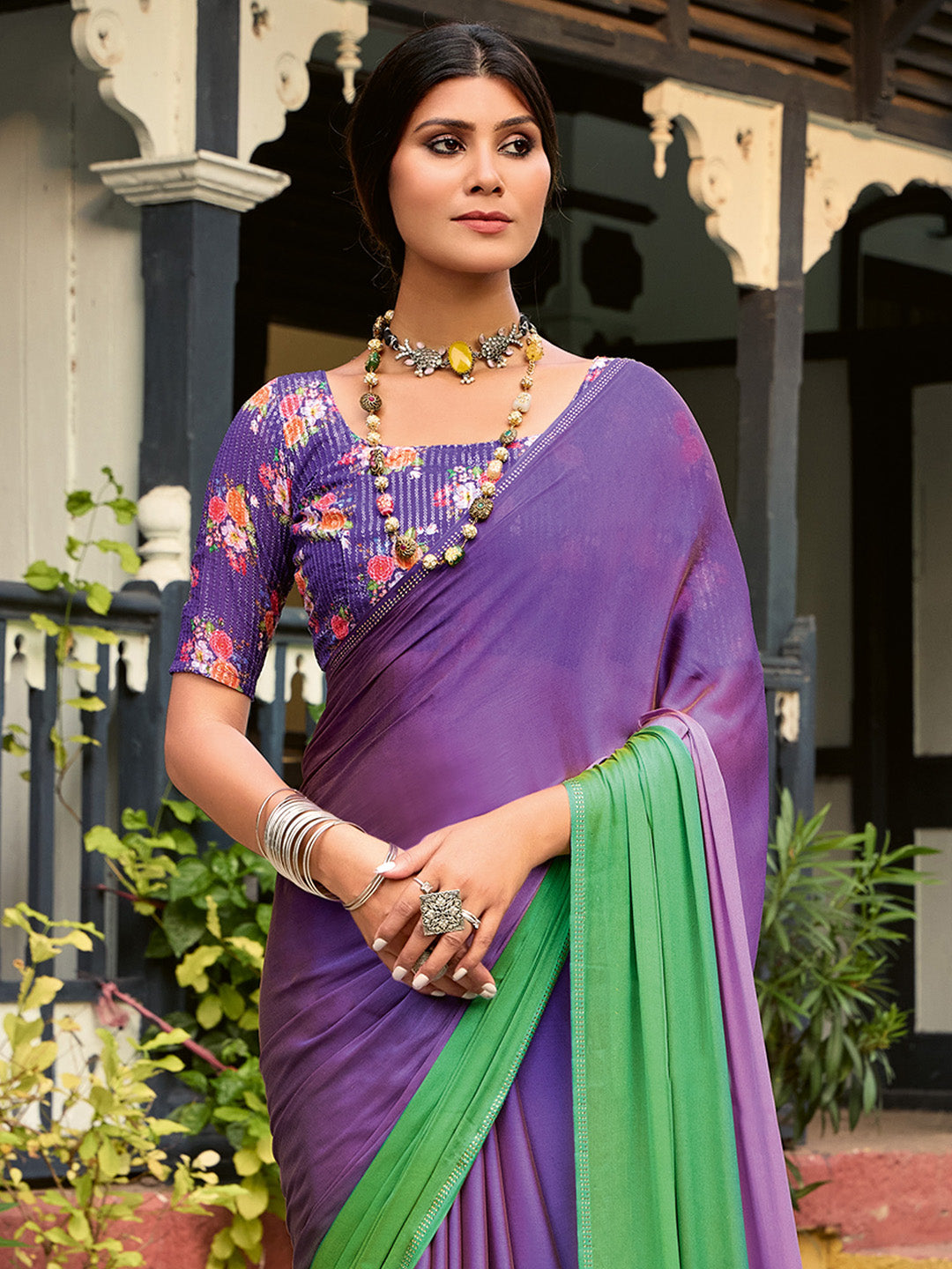Women's Chiffon Purple Embellished Celebrity Saree With Blouse Piece