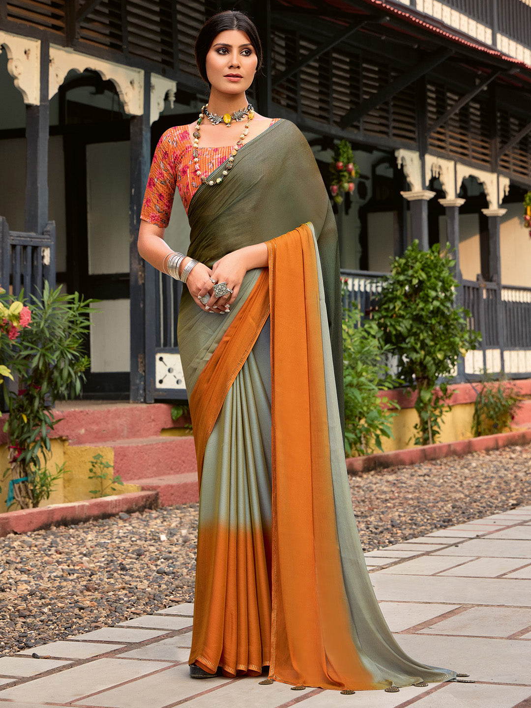 Women's Chiffon Sea Green Embellished Celebrity Saree With Blouse Piece