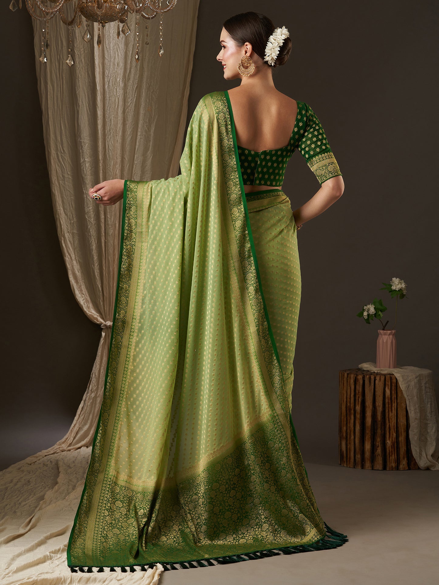 Women's Georgette Light Green Woven Design Designer Saree With Blouse Piece