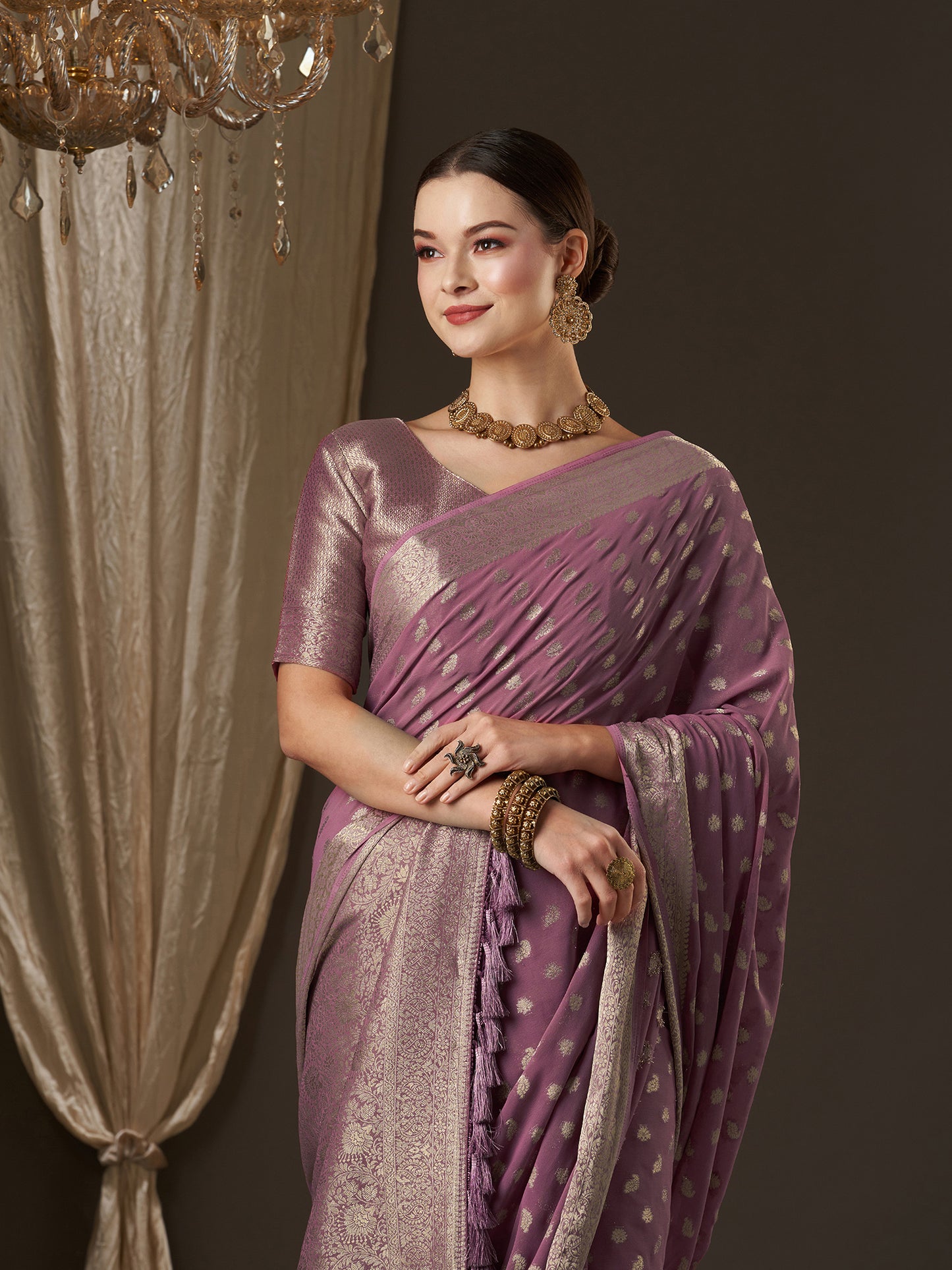 Women's Georgette Mauve Woven Design Designer Saree With Blouse Piece