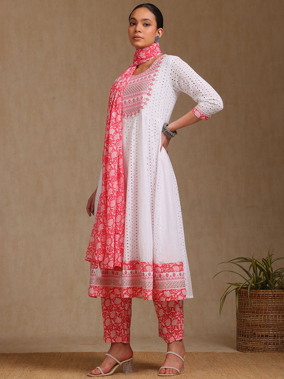 Dhiyona SO Women's Floral Yoke Design Round Neck Thread Work A-Line Kurta With Trousers