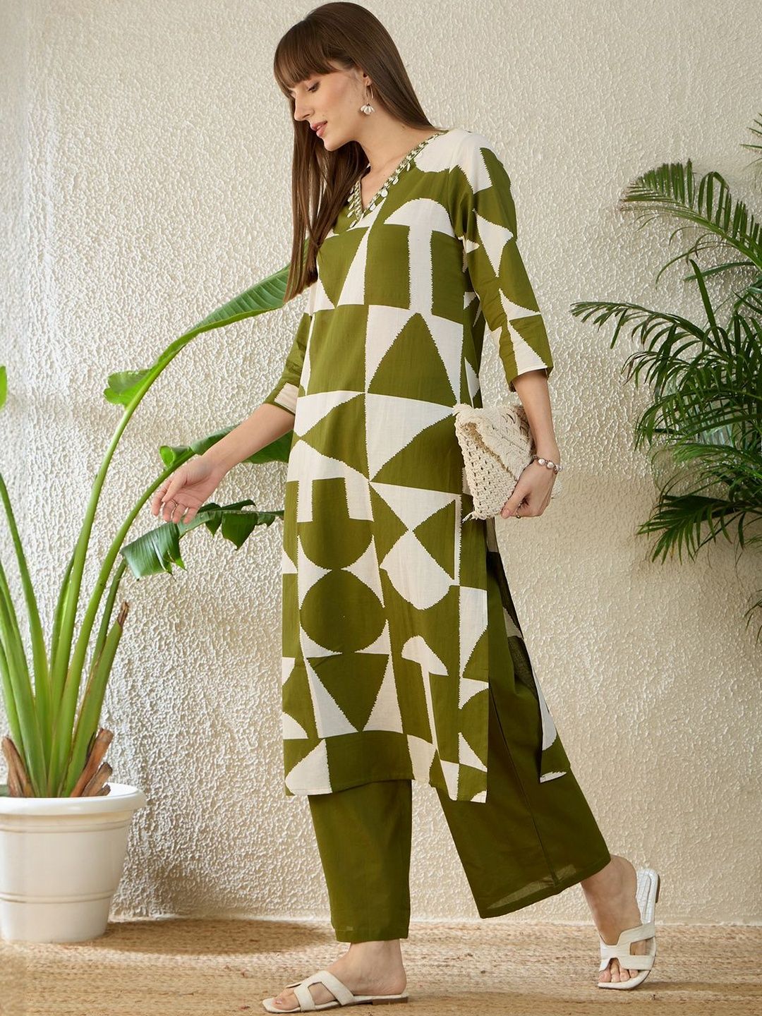 Women Printed Regular Beads and Stones Pure Cotton Kurta with Palazzos