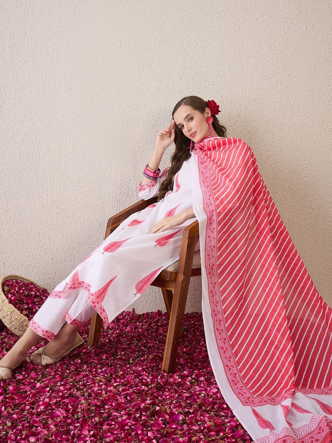 Women Ethnic Motifs Printed Regular Pure Cotton Kurta with Trousers & With Dupatta