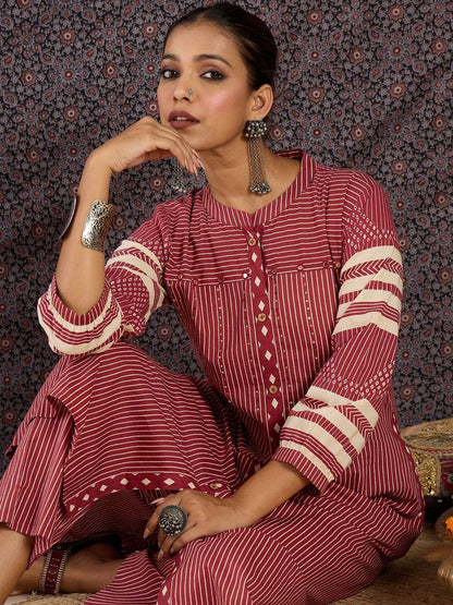 Dhiyona IE Printed Mandarin Collar Three-Quarter Sleeves Top With Trousers