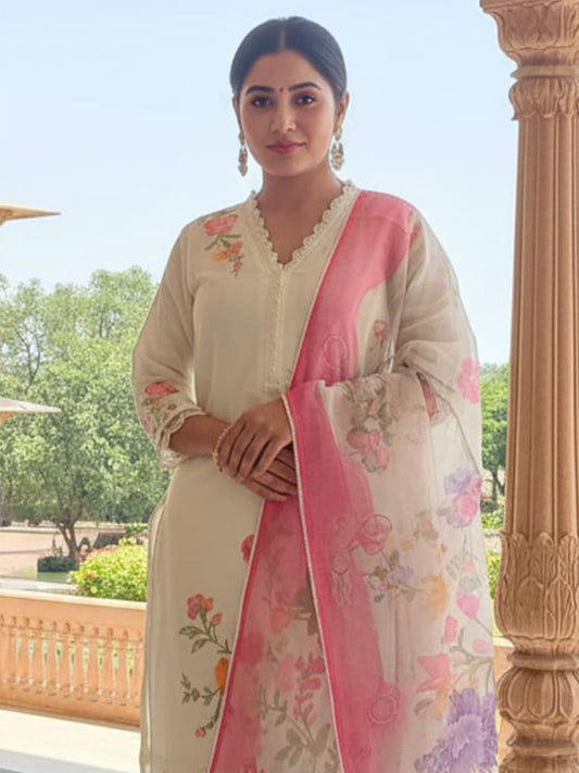 Women Floral Printed Kurta with Trousers & Dupatta
