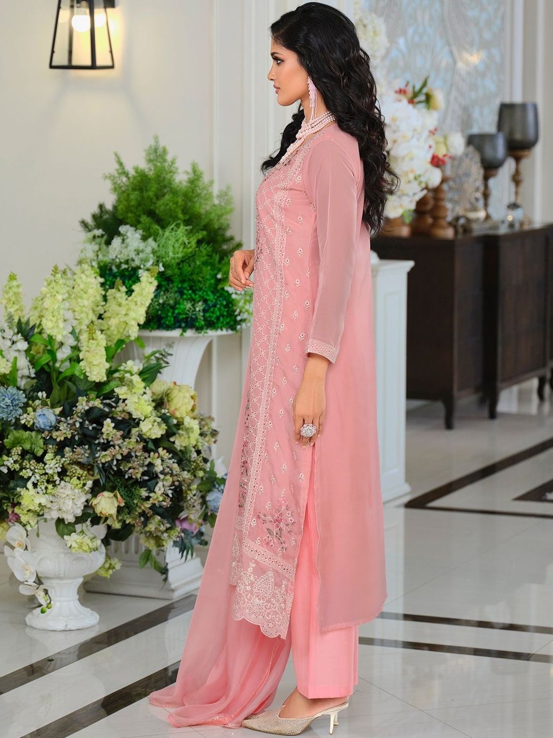 Floral Yoke Design Thread Work Organza Straight Kurta & Trousers With Dupatta