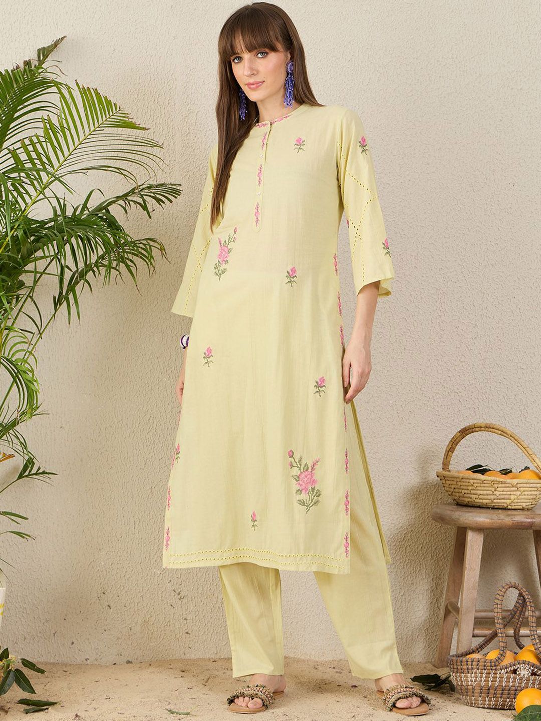 Dhiyona IE Floral Embroidered Pure Cotton Mandarin Collar Tunic With Trousers