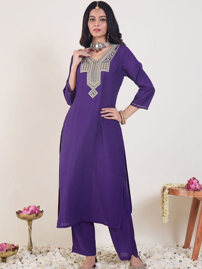 Ethnic Motifs Embroidered Thread Work Kurta With Trouser