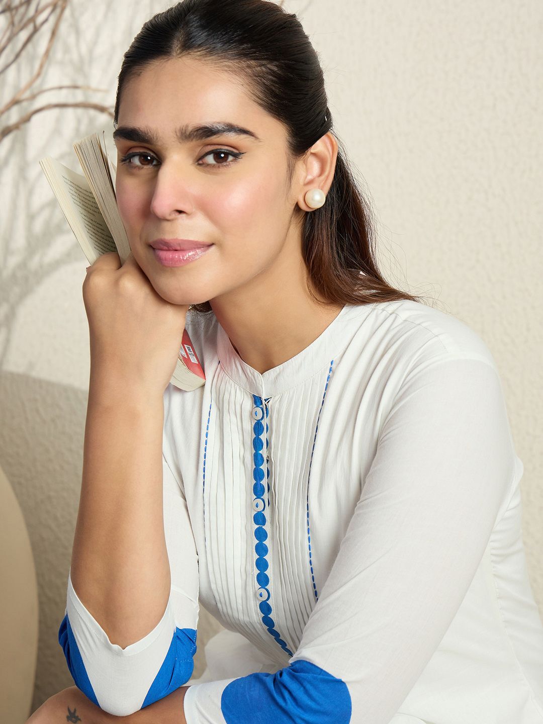 Dhiyona IE Printed Pleated Thread Work Pure Cotton Kurta With Trousers