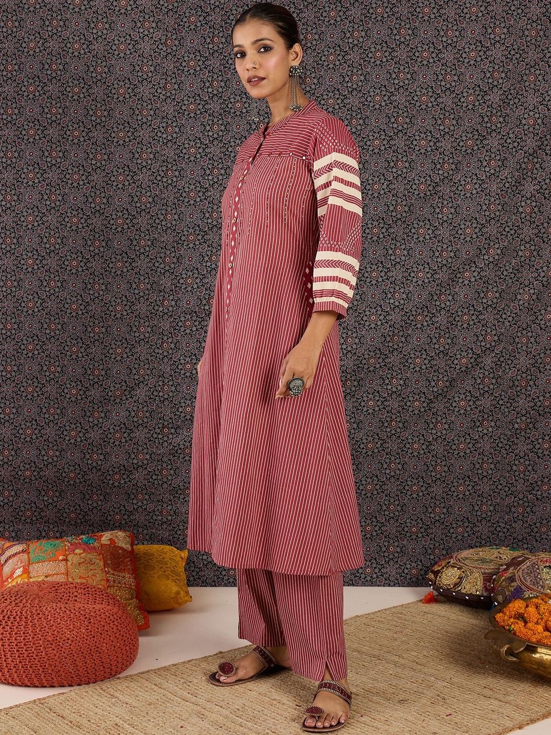 Dhiyona IE Printed Mandarin Collar Three-Quarter Sleeves Top With Trousers