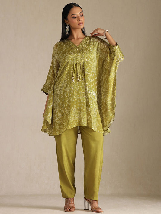 Dhiyona SO Women's Women Paisely Printed Regular Sequinned Kurta with Trousers
