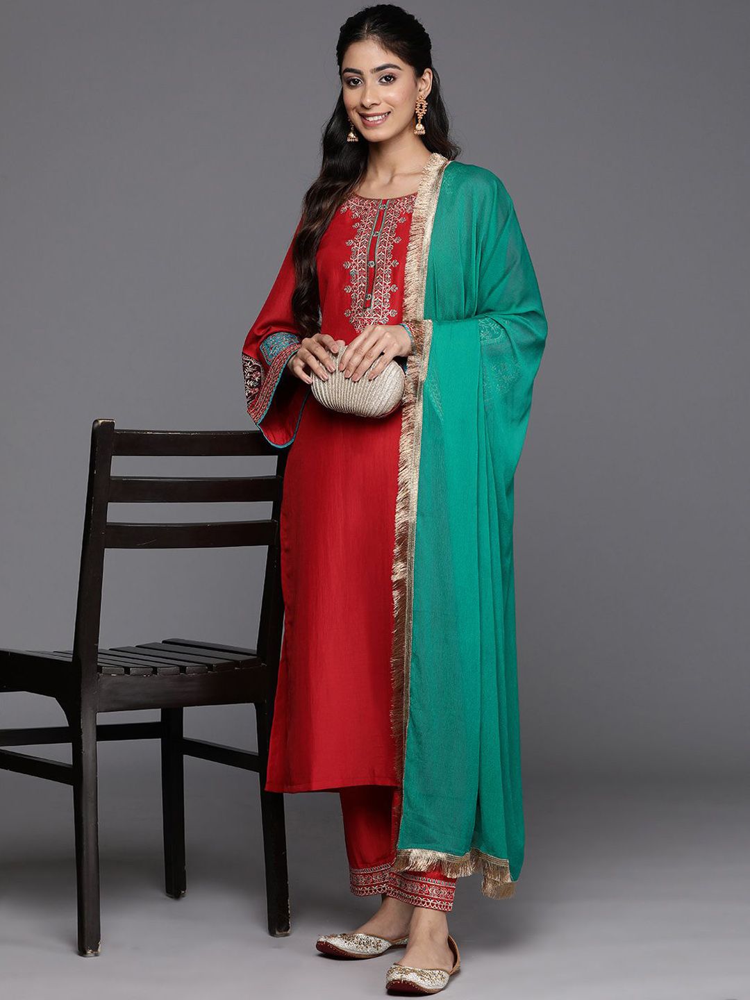 Dhiyona VA Women'sFloral Yoke Design Sequinned Kurta With Trousers & Dupatta