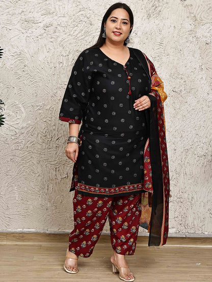 Dhiyona KL Floral Printed Printed V-Neck Straight Kurta With Salwar & Dupatta