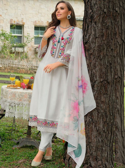 Women Floral Embroidered Regular Thread Work Kurta with Trousers & With Dupatta