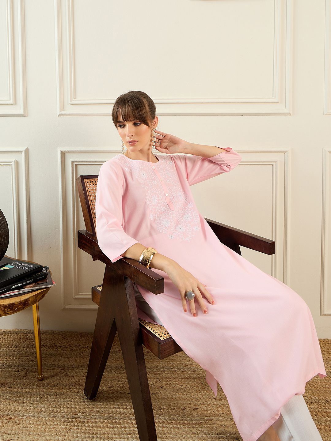 Dhiyona IE Floral Yoke Design Round Neck Thread Work Straight Kurta