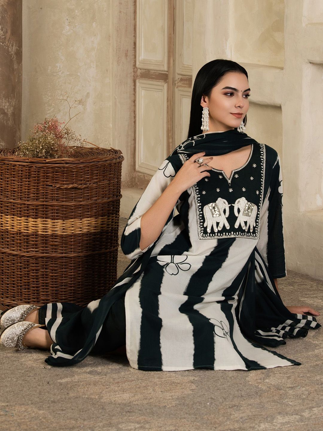 Dhiyona SN Women's Ethnic Motifs Printed Cotton Kurta with Palazzo & Dupatta