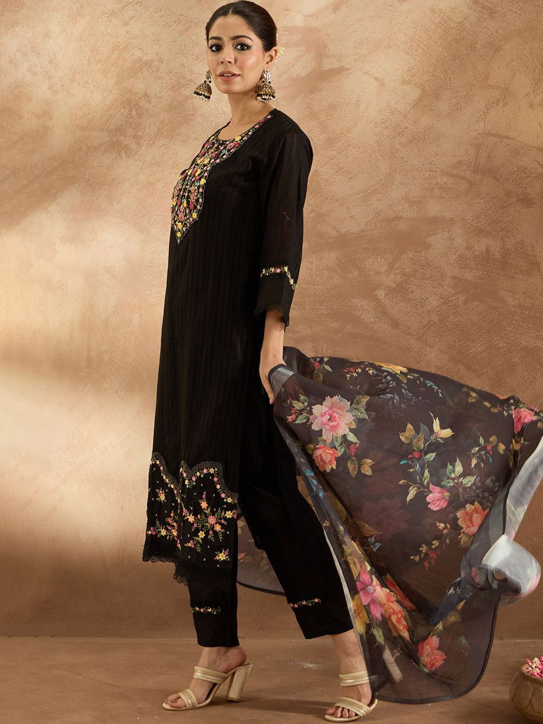 Women Floral Embroidered Pure Cotton Kurta with Trousers & Dupatta