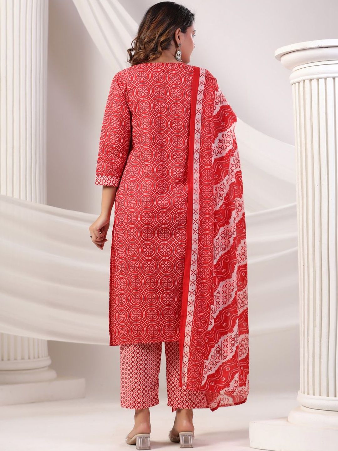Women Printed Regular Thread Work Pure Cotton Kurta with Trousers & With Dupatta