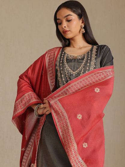 Dhiyona SO Women's Floral Embroidered Notch Neck A-Line Kurta With Trousers And Dupatta