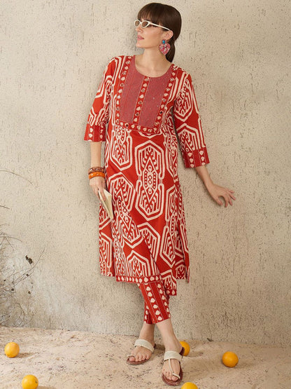 Dhiyona IE Women Printed Round Neck Cotton Top and Trousers Co-Ords