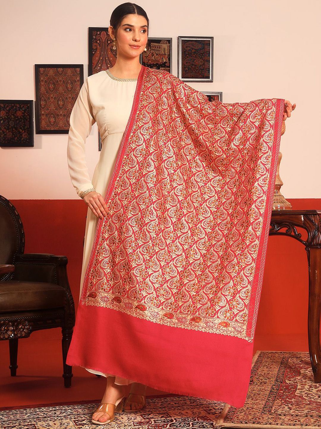 Dhiyona PA Nalki Embroidered Shawl