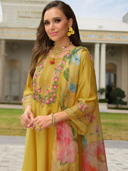 Women Floral Embroidered Regular Thread Work Kurta with Trousers & With Dupatta