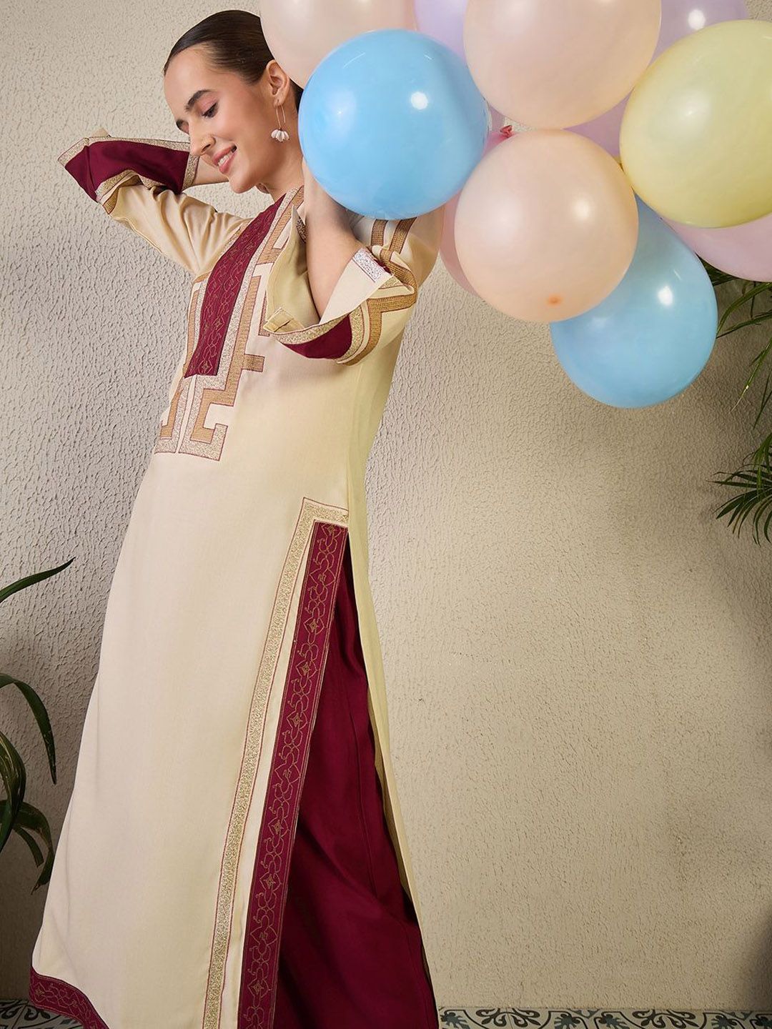 Women Ethnic Motifs Embroidered Regular Thread Work Kurta with Trousers