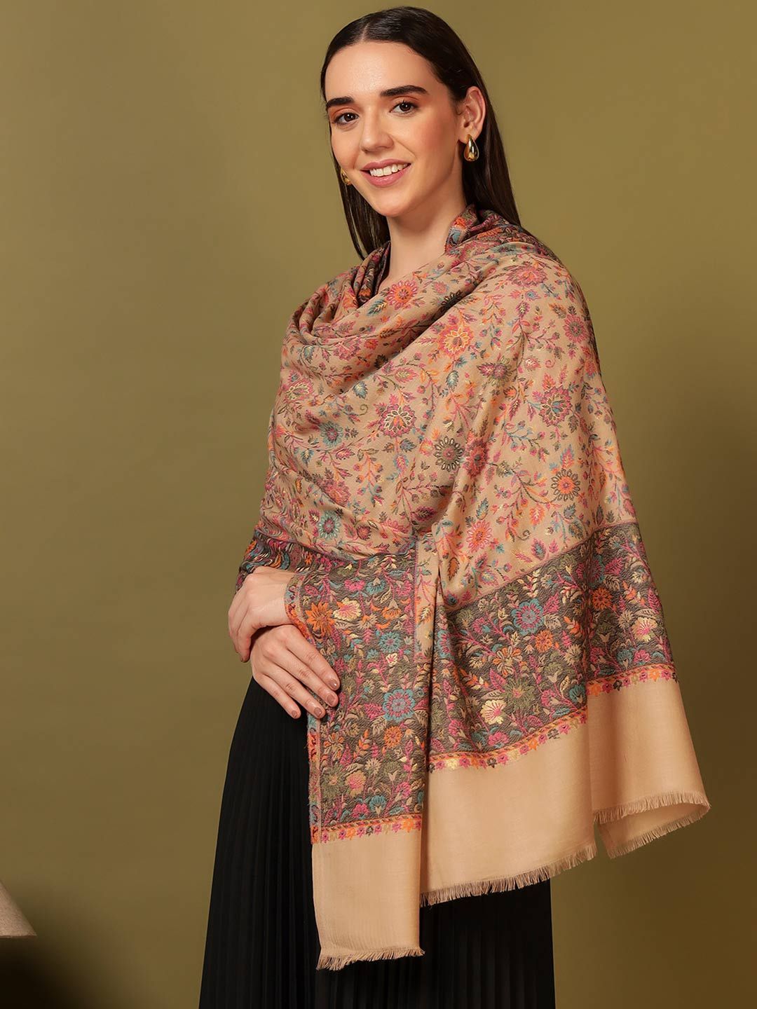Dhiyona PA Floral Woven Design Woolen Shawl