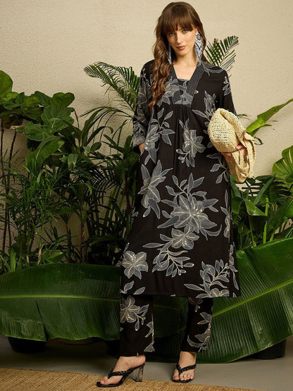 Dhiyona IE Printed V-Neck Top With Trousers