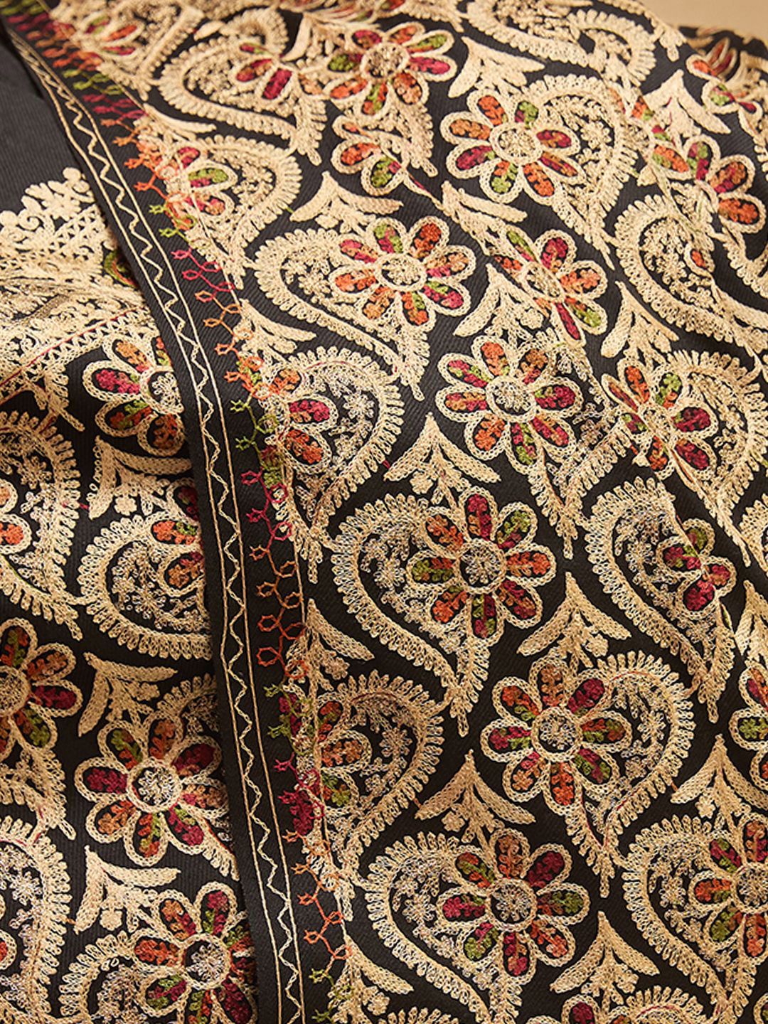 Dhiyona PA Floral Embroidered Zari Kashish Shawl