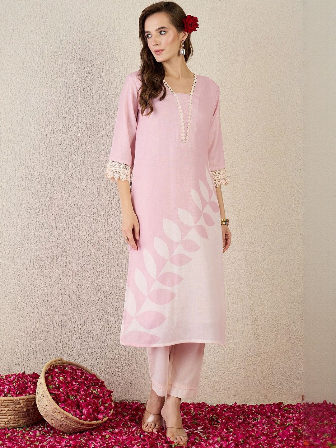Women Floral Printed Linen Kurta with Trousers & Dupatta