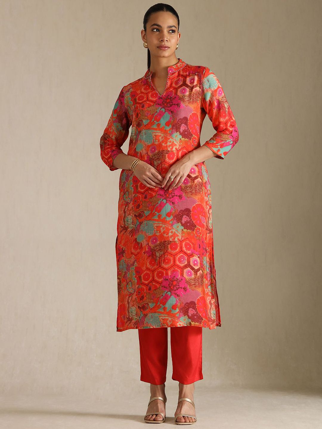 Dhiyona SO Women's Women Floral Printed Regular Kurta with Trousers