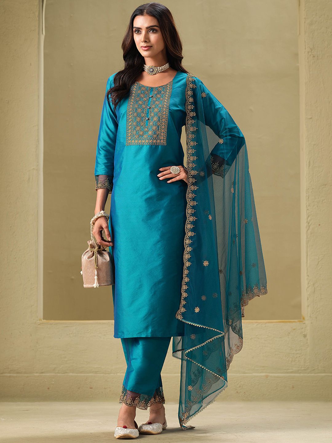Dhiyona SN Women's Floral Embroidered Straight Kurta & Trousers With Dupatta