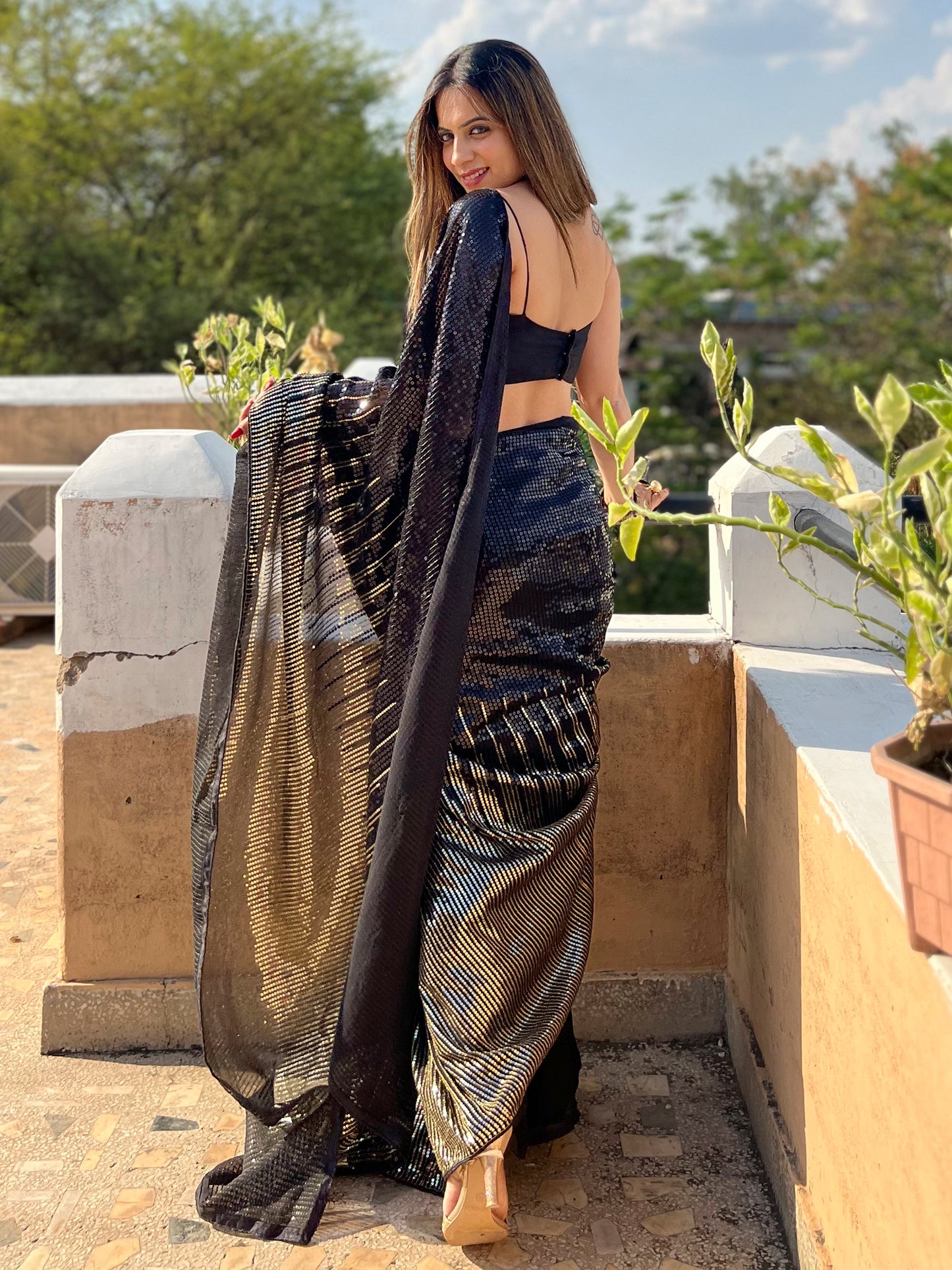 Women's Georgette Black Embellished Designer Saree With Blouse Piece