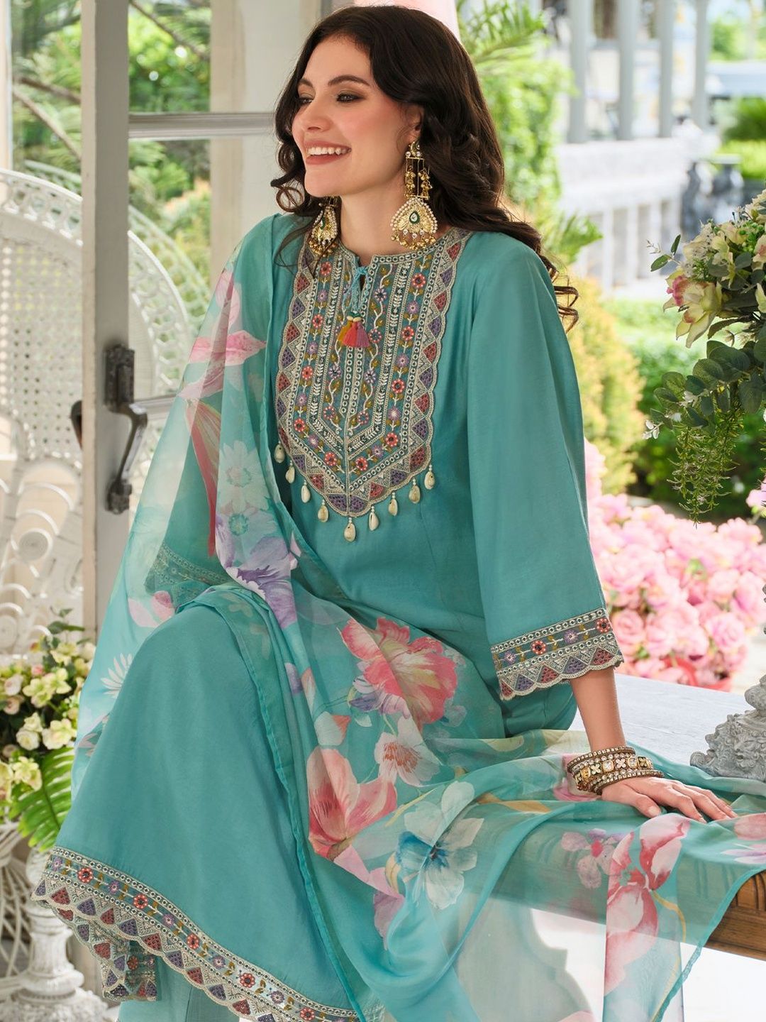 Women Ethnic Motifs Embroidered Kurta with Trousers & Dupatta