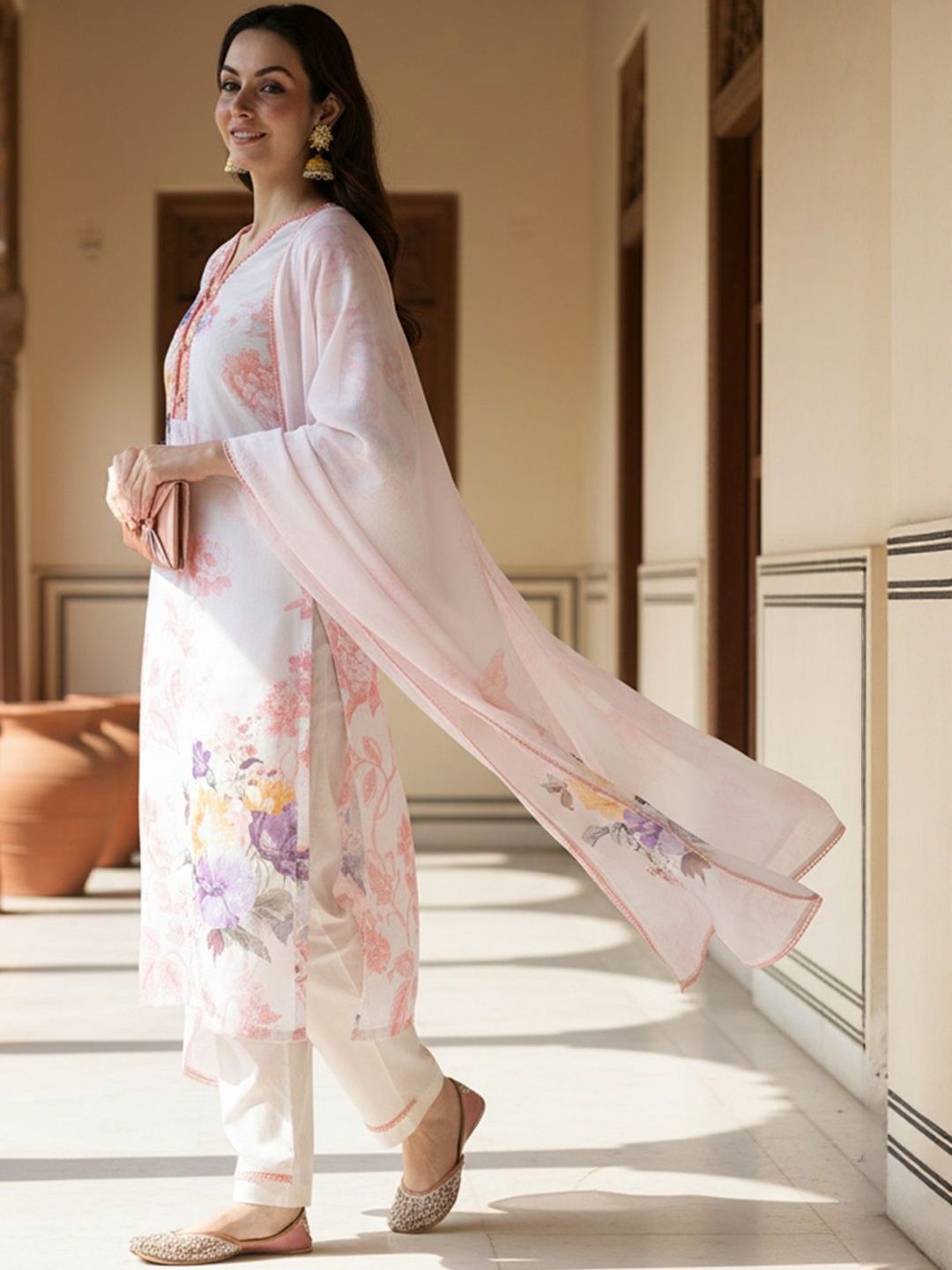 Floral Printed Linen Kurta With Trousers & Dupatta