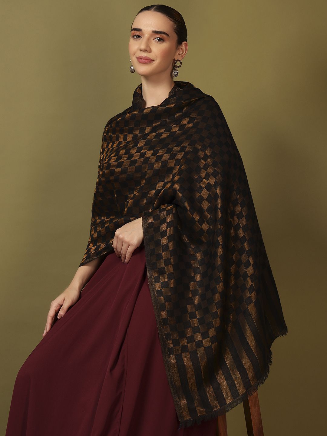 Dhiyona PA Checked Woven Design Shawl