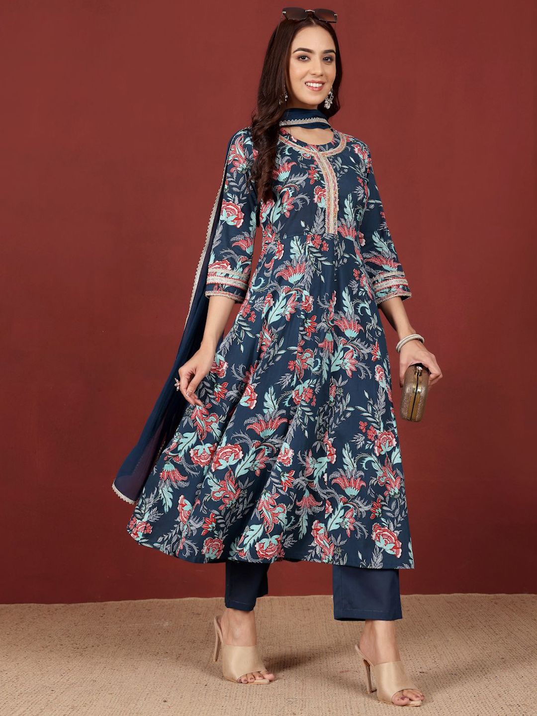Dhiyona VA Women's Floral Printed Regular Pure Cotton Kurta with Trousers & With Dupatta
