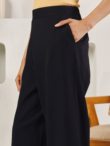 Dhiyona FL Women's Black Cotton Solid Palazzo