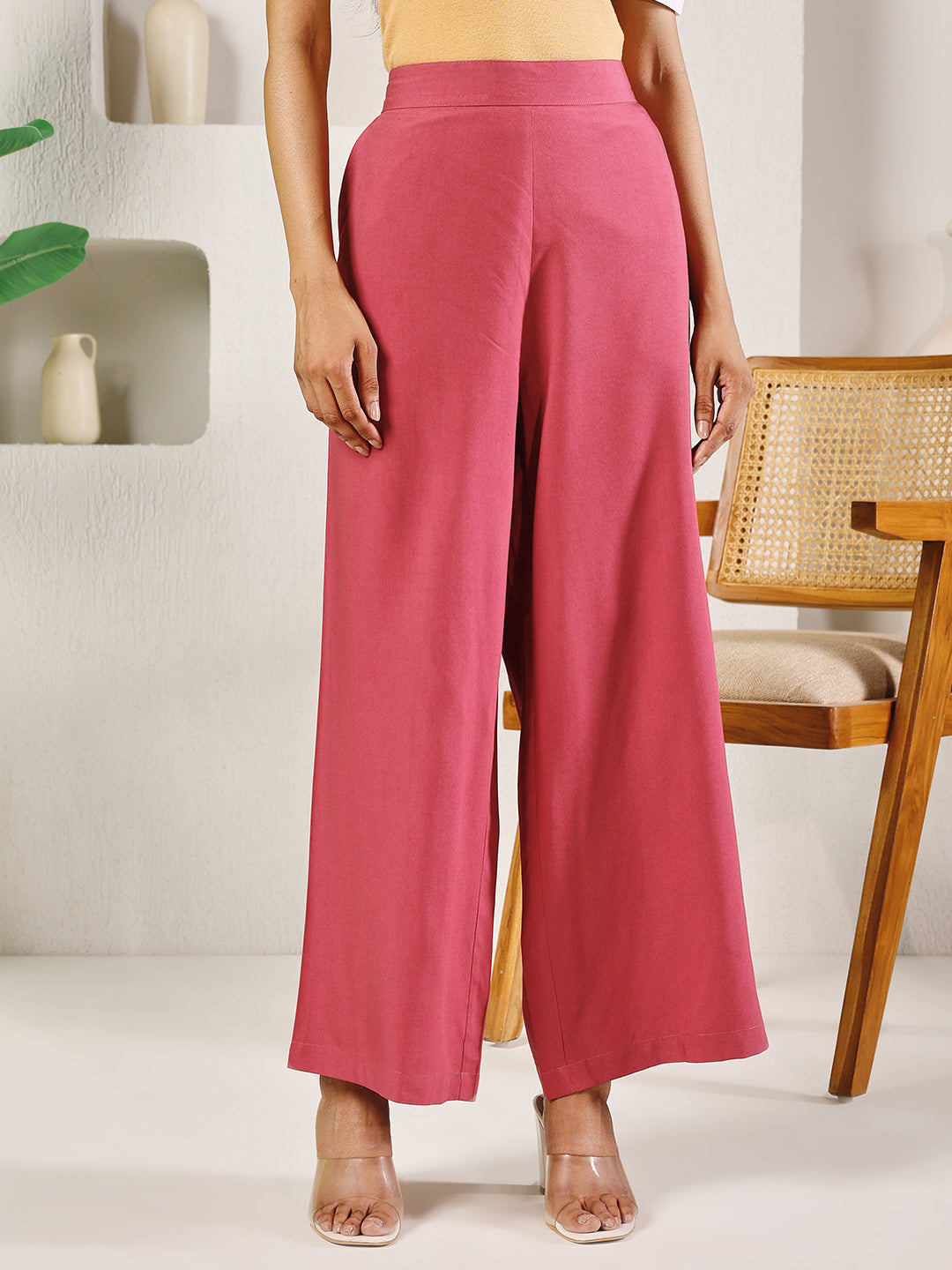 Dhiyona FL Women's Pink Rayon Solid Palazzo