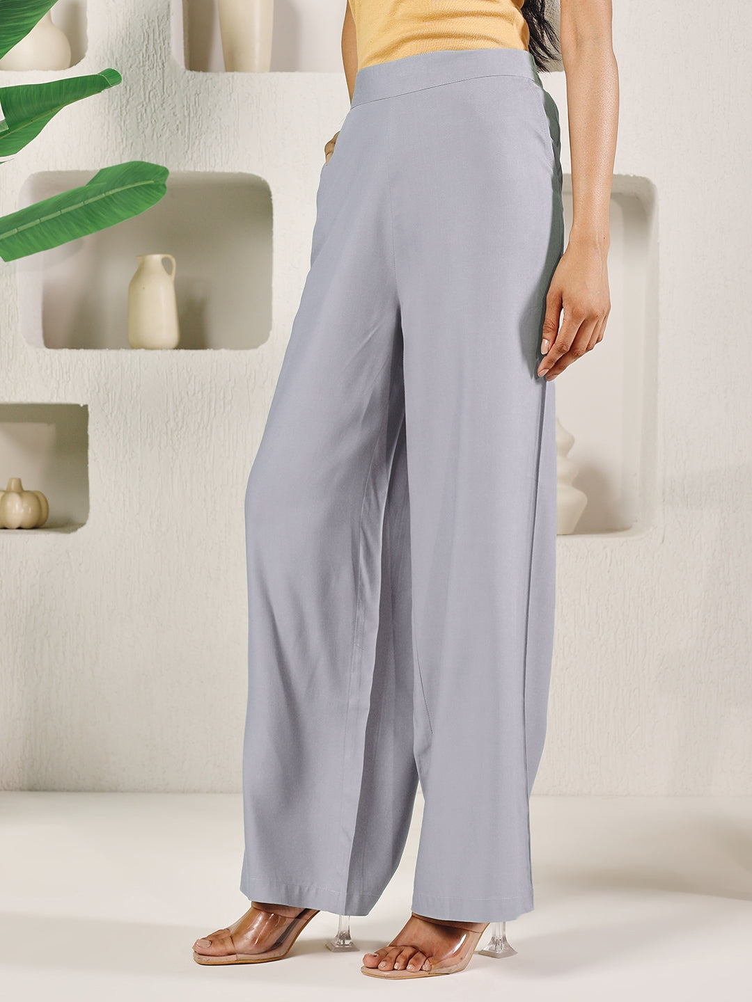 Dhiyona FL Women's Light Grey Rayon Solid Palazzo