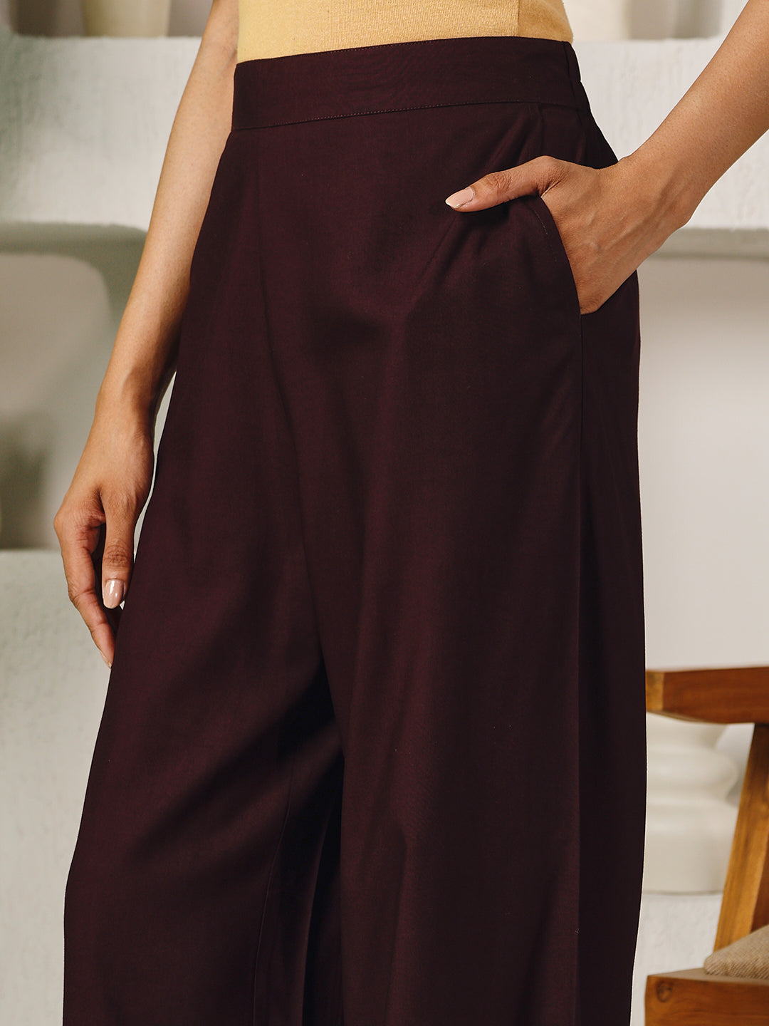 Dhiyona FL Women's Brown Rayon Solid Palazzo