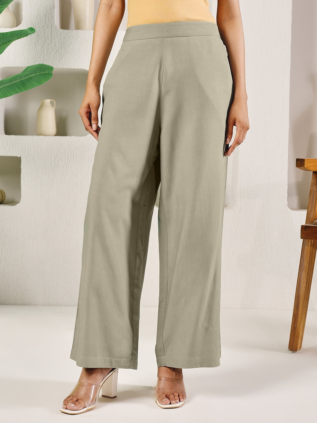 Dhiyona FL Women's Light Green Cotton Solid Palazzo