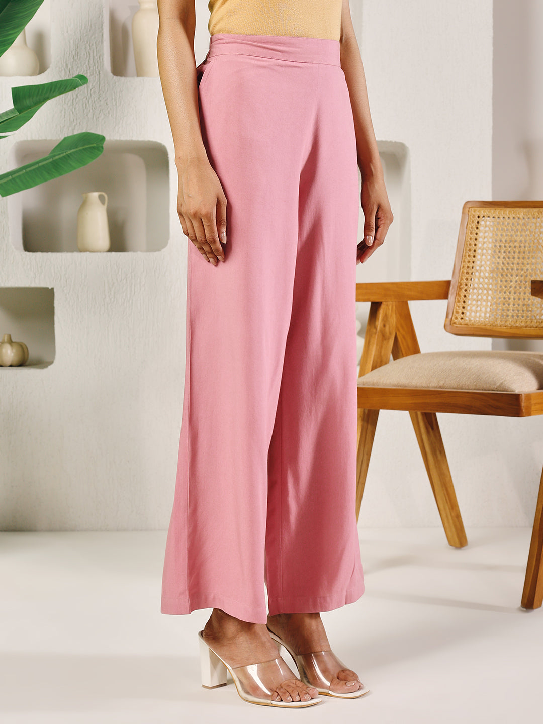 Dhiyona FL Women's Light Pink Rayon Solid Palazzo