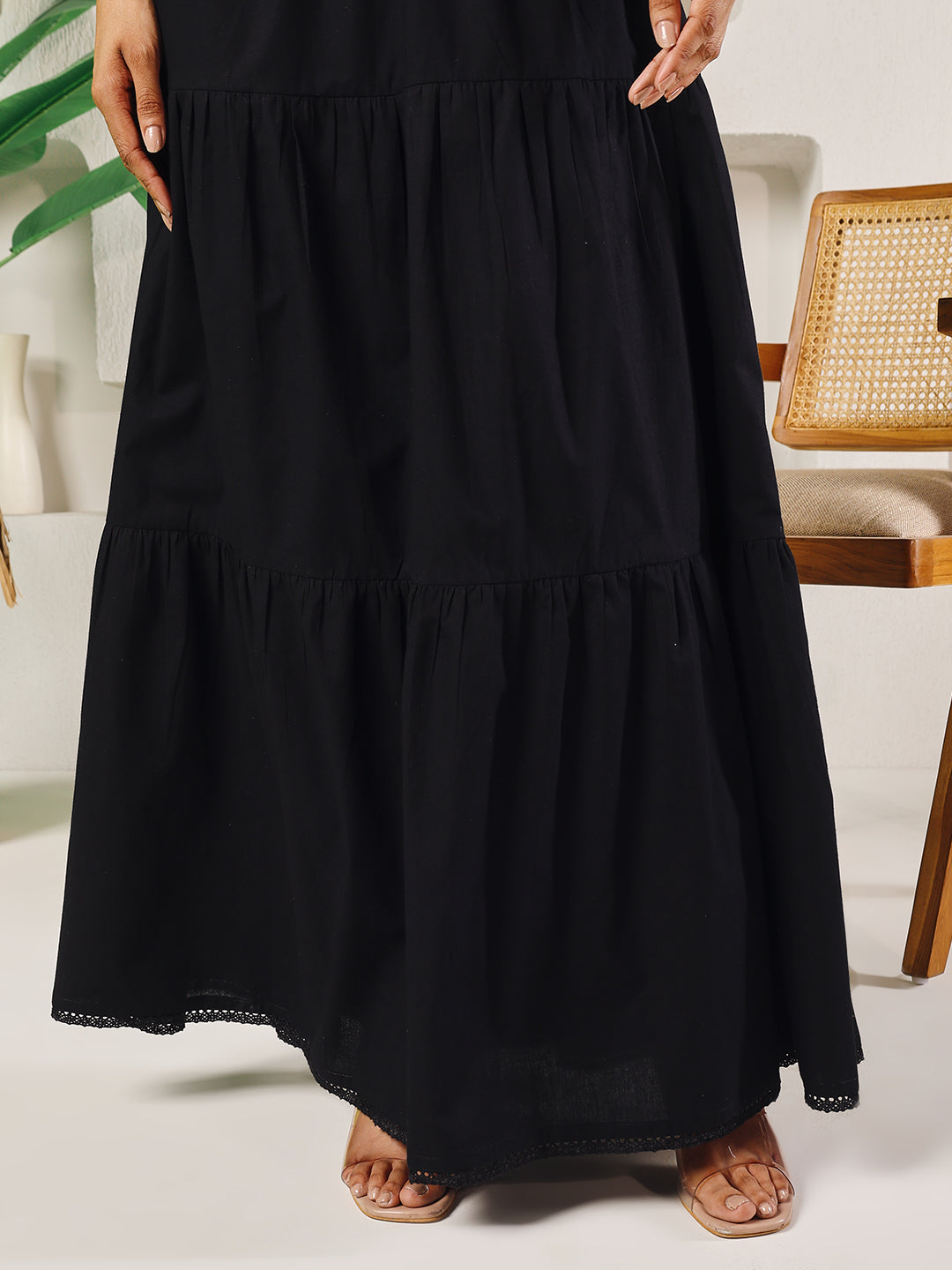 Dhiyona FL Women's Black Cotton Tiered Maxi Skirt