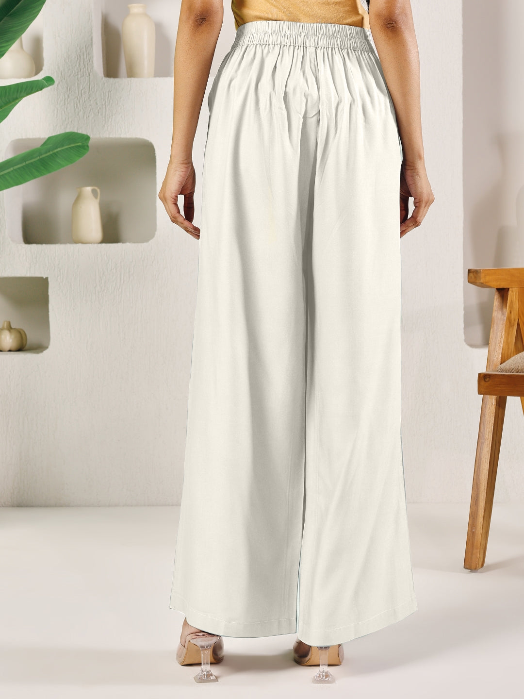 Dhiyona FL Women's Off-White Solid Rayon Palazzo